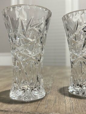 Discontinued pair of Lenox Crystal Star Vases 4 inches tall